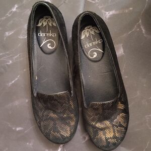 Dansko Women's Black and Gold Loafers